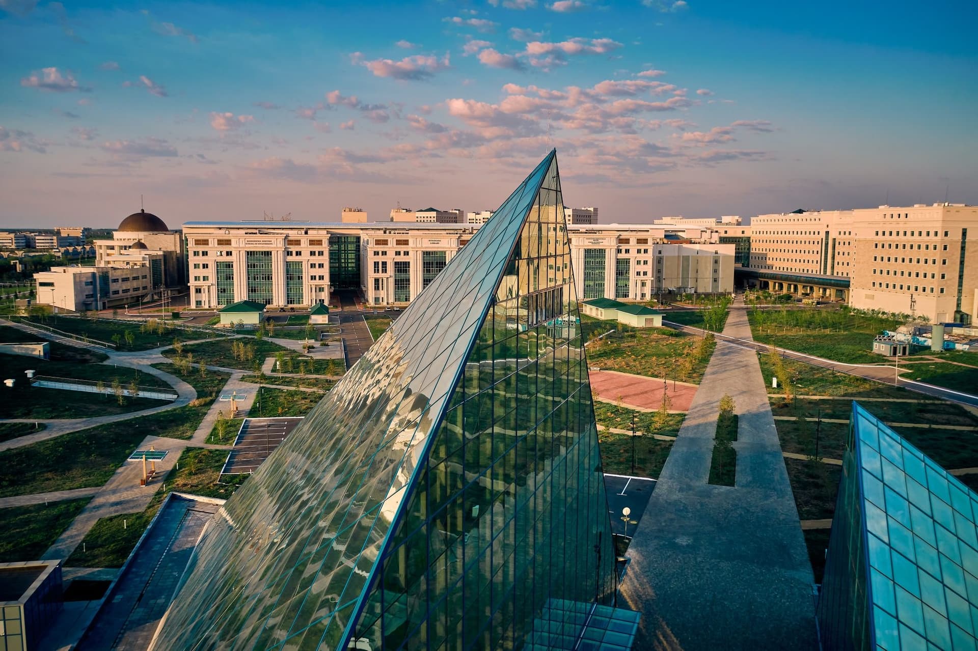 Nazarbayev University photo 1